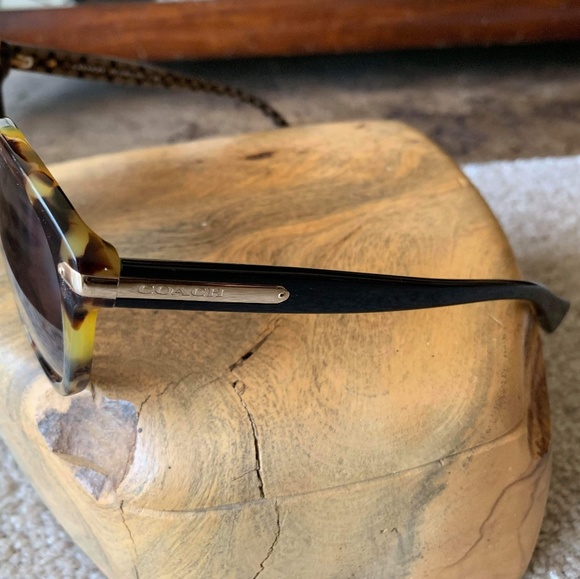 Brand new Coach sunglasses - Picture 4 of 4